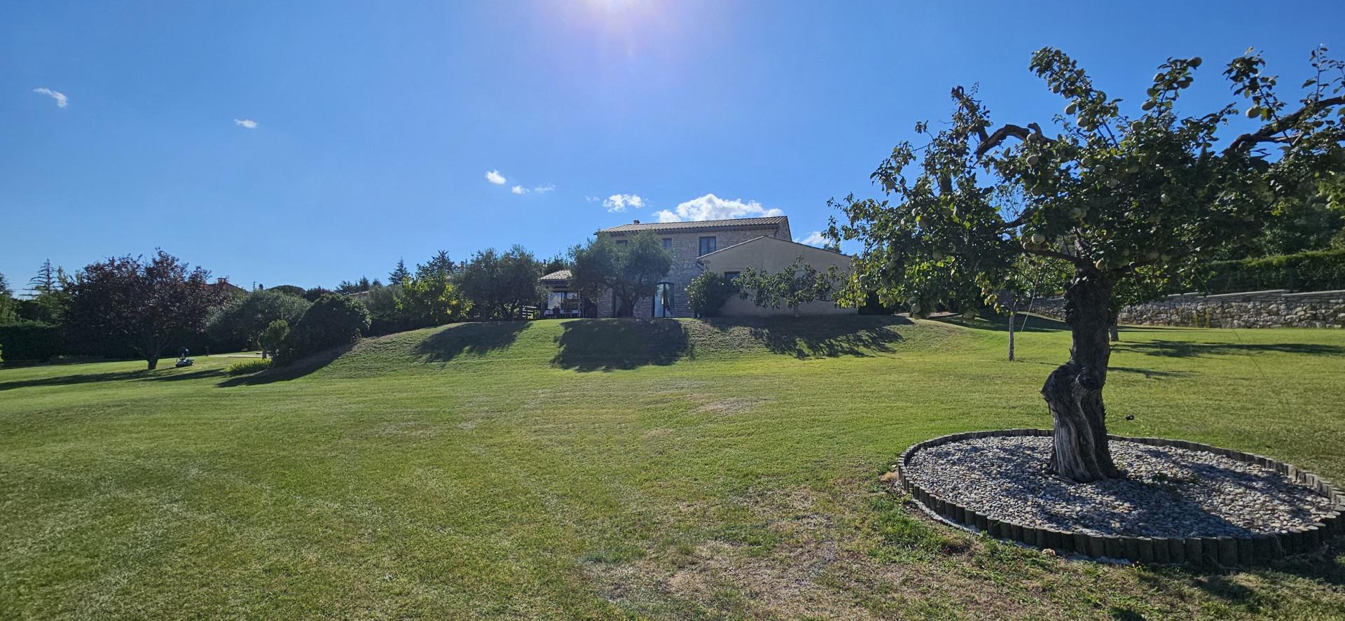 Photo SAFTI — Maison 5 pièces, 146 m² à Banon 2
