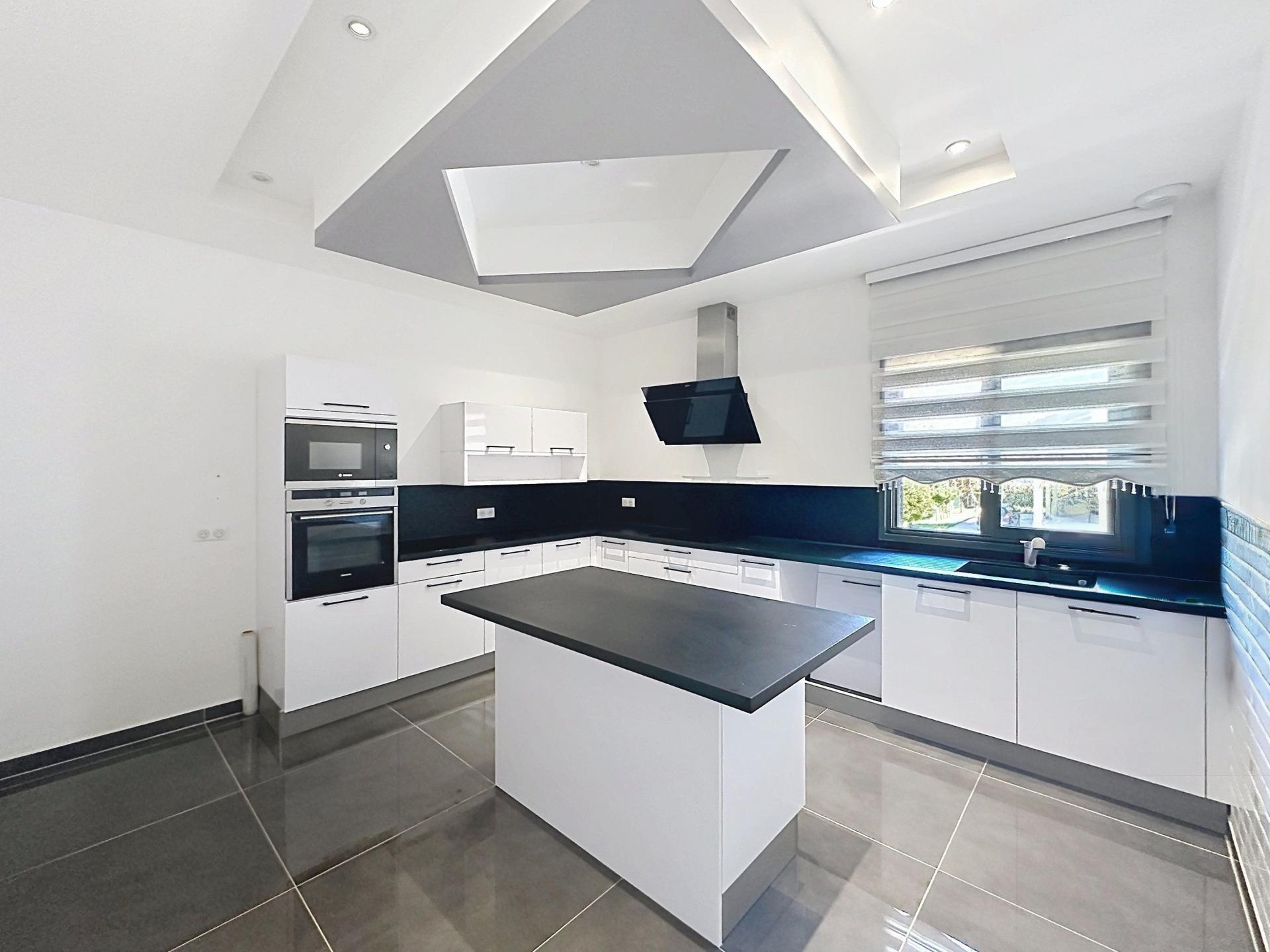 Photo SAFTI — Maison 5 pièces, 144 m² à Pradines 5