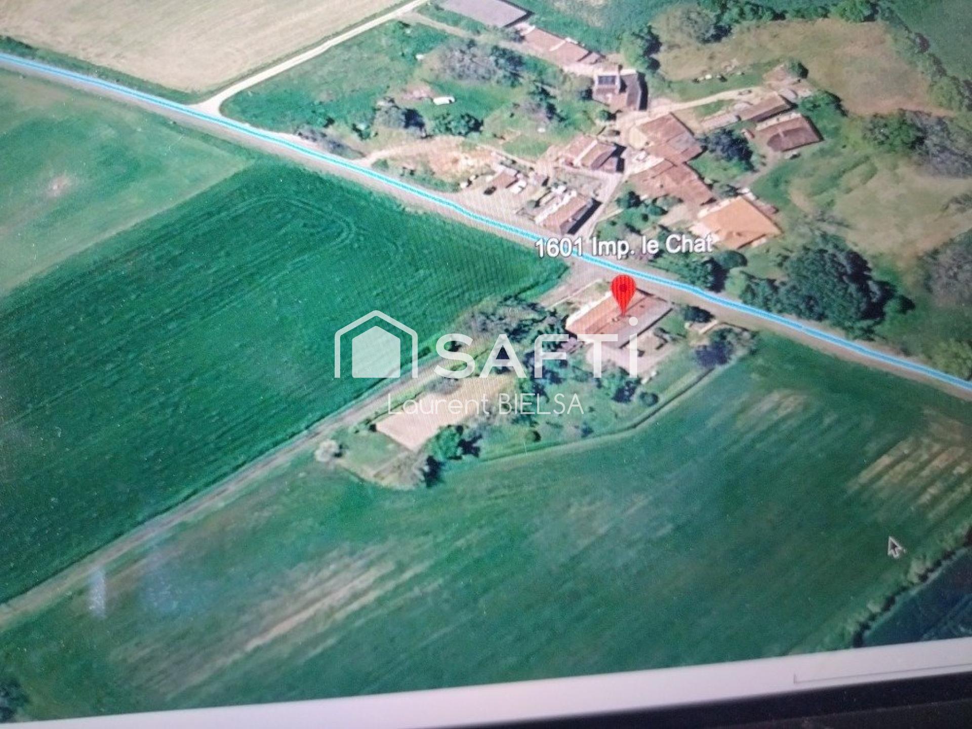Maison 8 pièces 200 m² · à Caillavet · 200 m² · 237 000 €