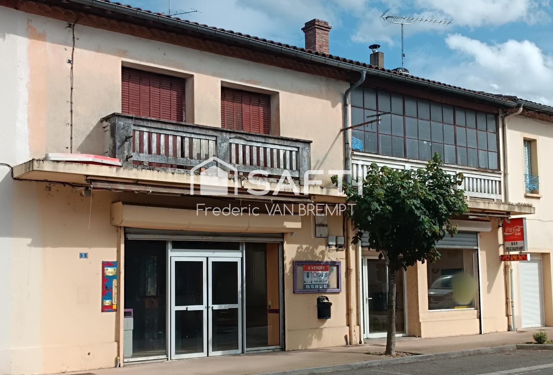 Opportunité rare au cœur de Reyniès – Maison avec fort potentiel + local commercial