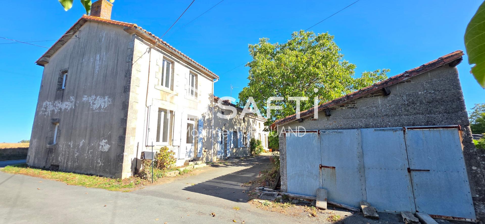 Longère 158m², 3 chambres, 1090m² de terrain avec dépendances.