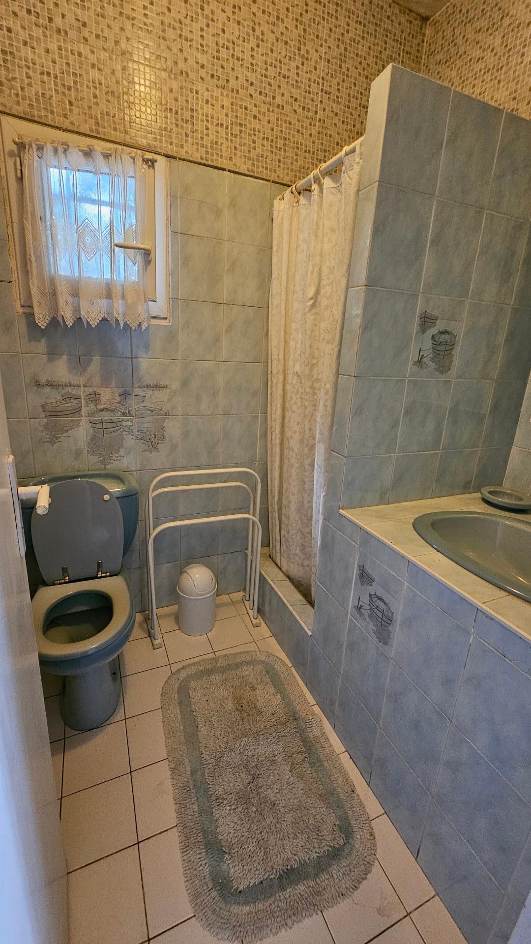 Photo 19 of the listing.