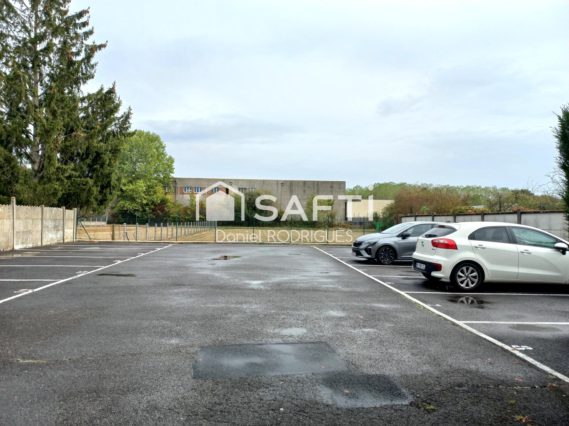 Idéal investisseur: studio loué 638 €/mois C.C