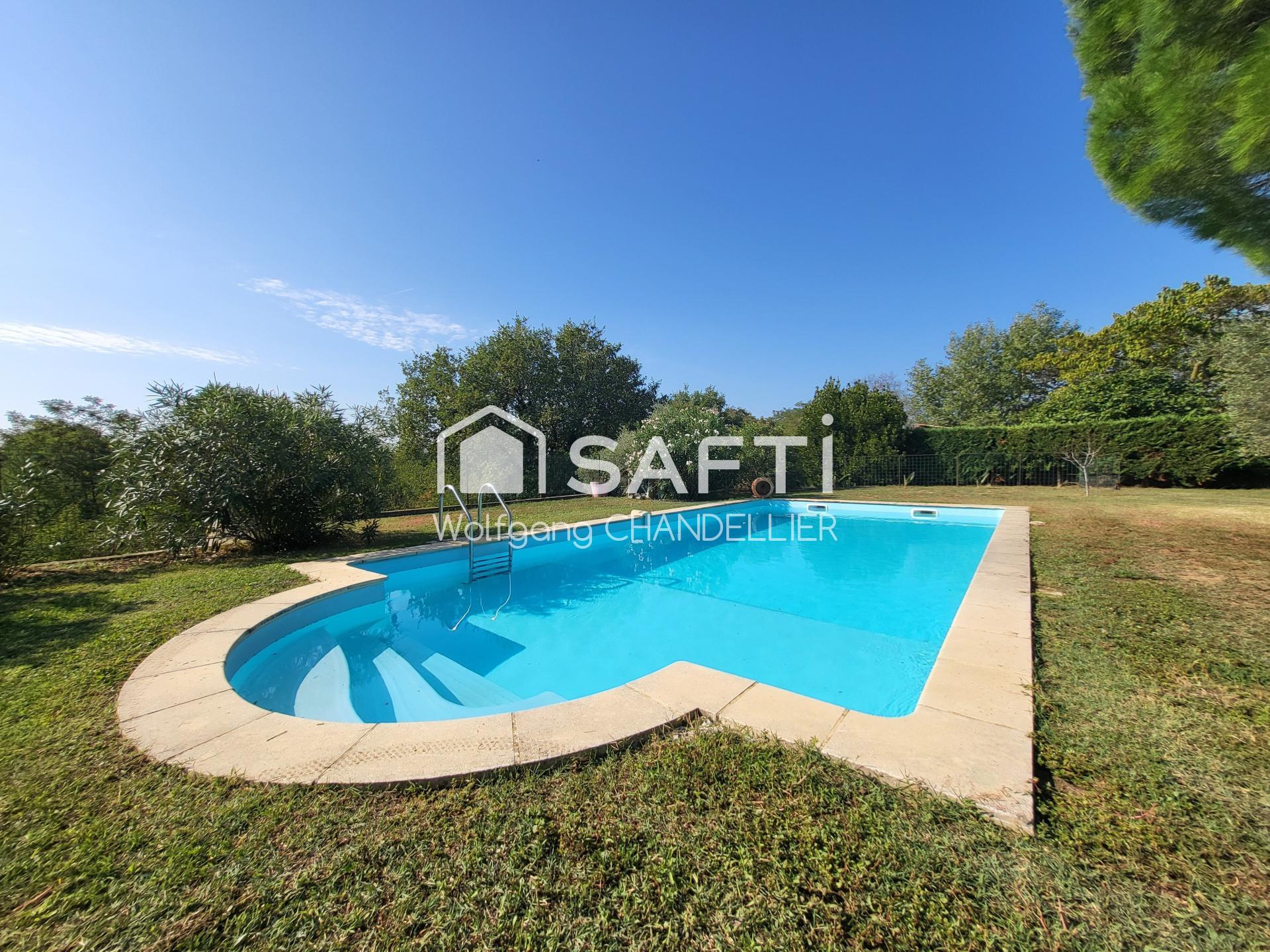 Maison 6 pièces 191 m² · à Granges-les-Beaumont · 191 m² · 430 000 €