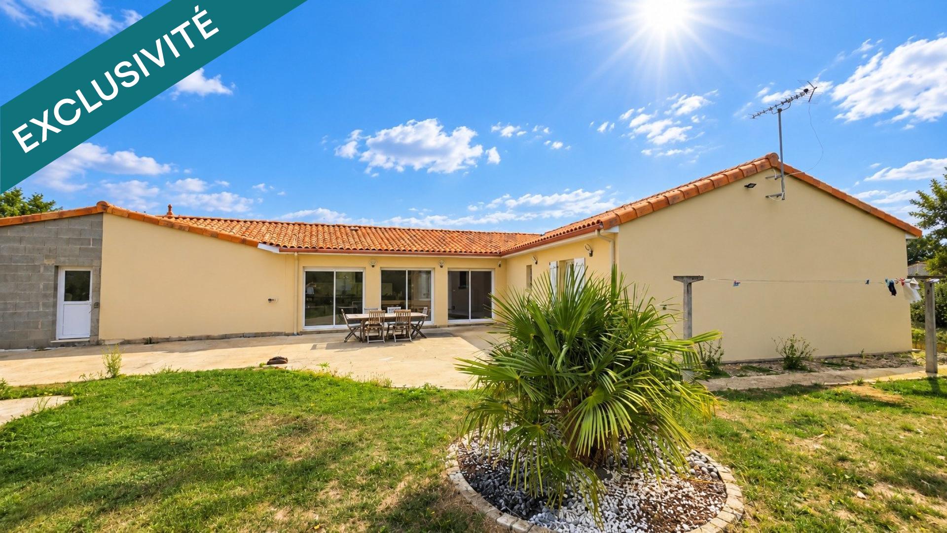 Maison 180m² — Chapelle-Viviers
