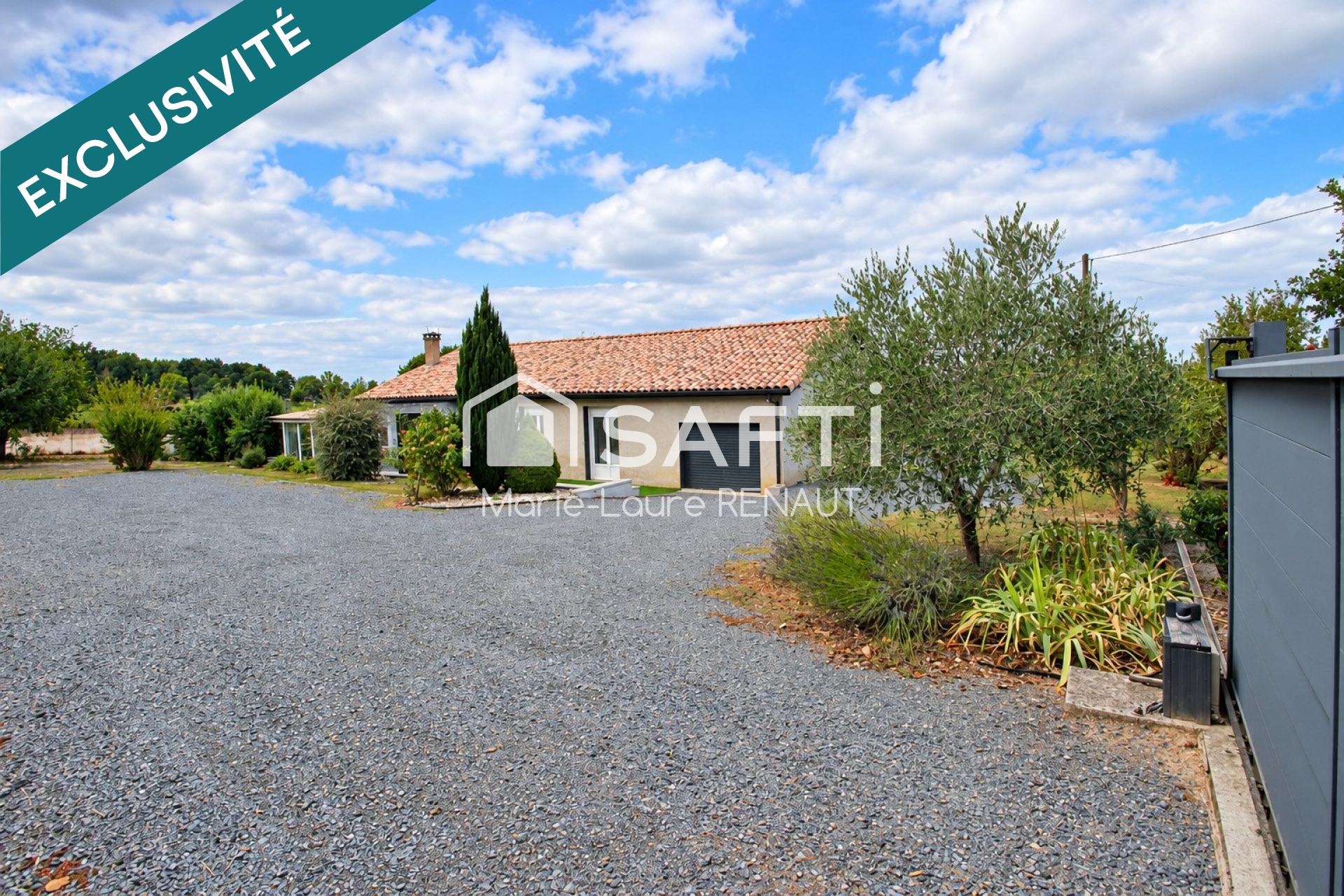 Villa de plain-pied, garage, piscine et vue sur les vignes