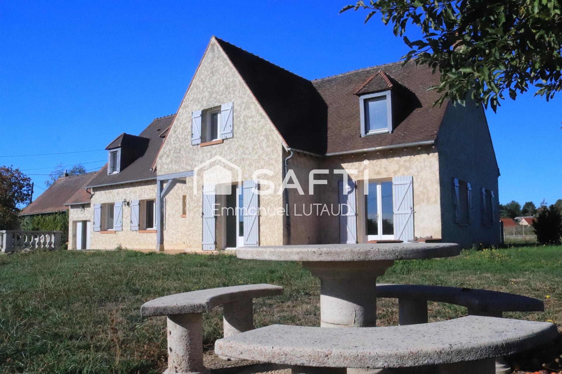Maison 9 pièces 185 m² · à Cloyes-les-Trois-Rivières · 185 m² · 325 000 €