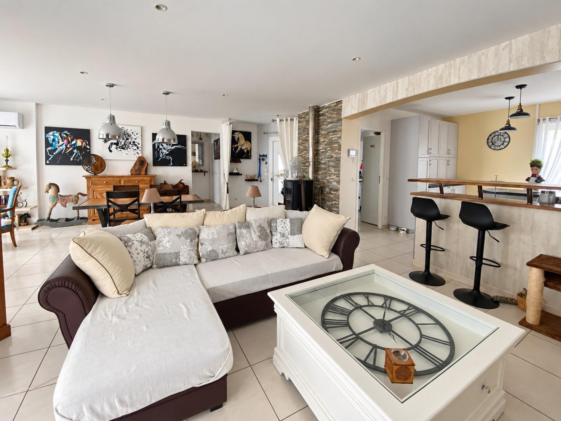 Photo SAFTI — Maison 5 pièces, 190 m² à Morlanne 2