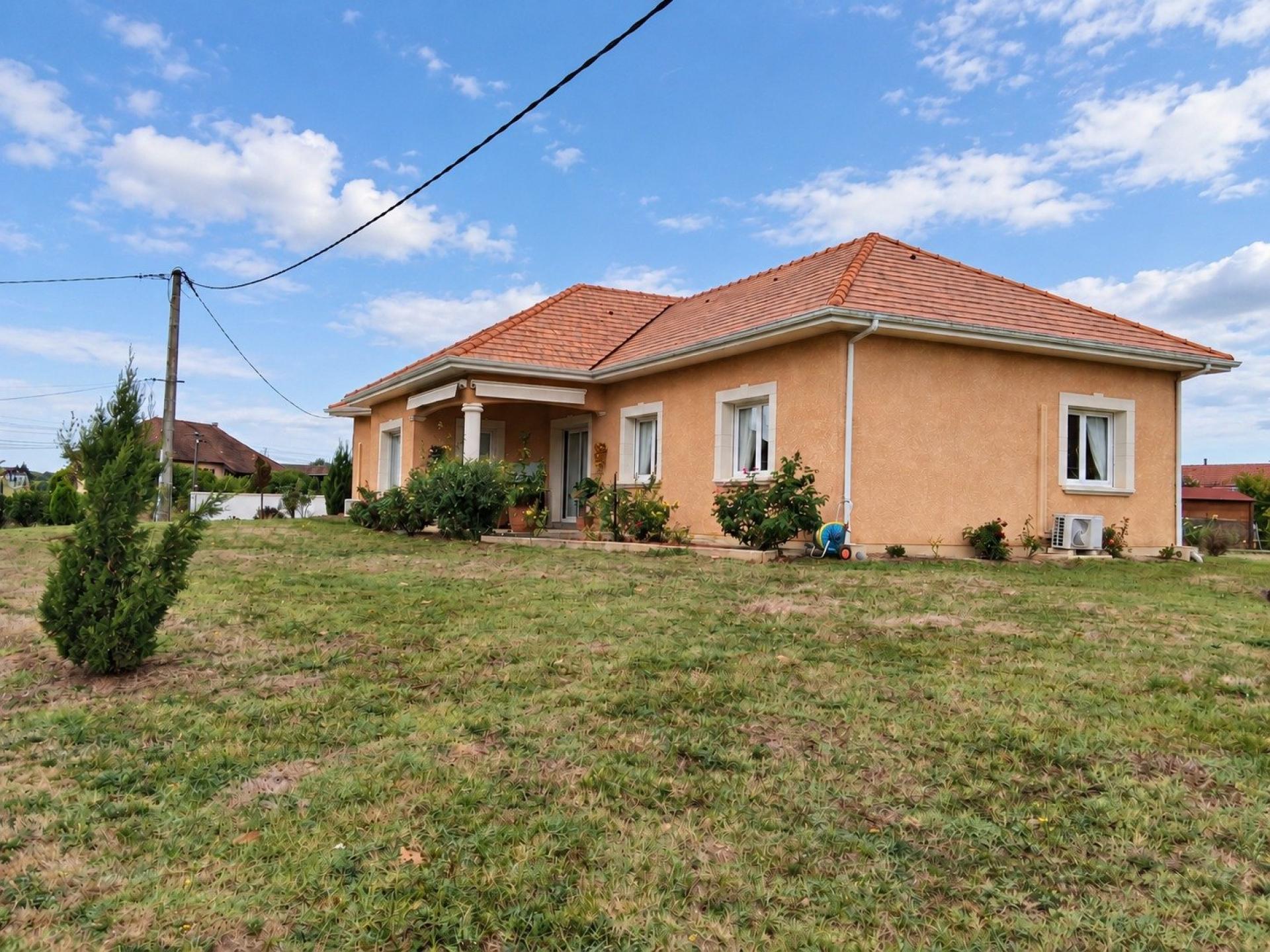 Photo SAFTI — Maison 5 pièces, 190 m² à Morlanne 3