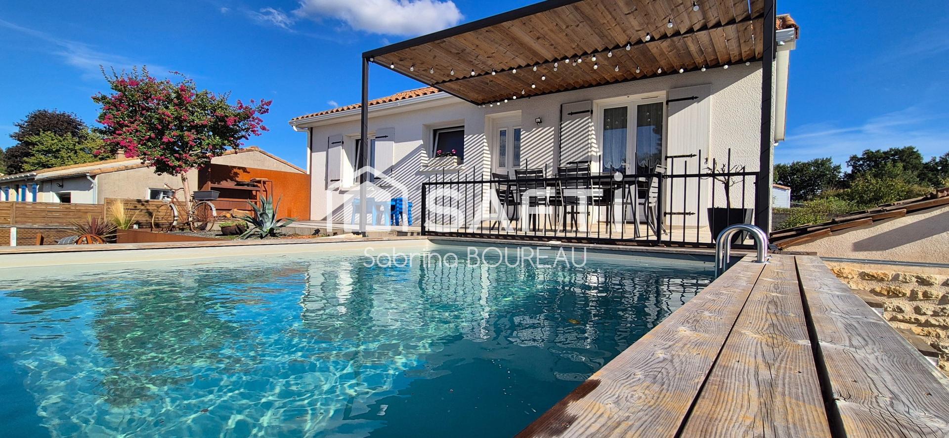 Maison familiale avec 3 chambres et piscine
