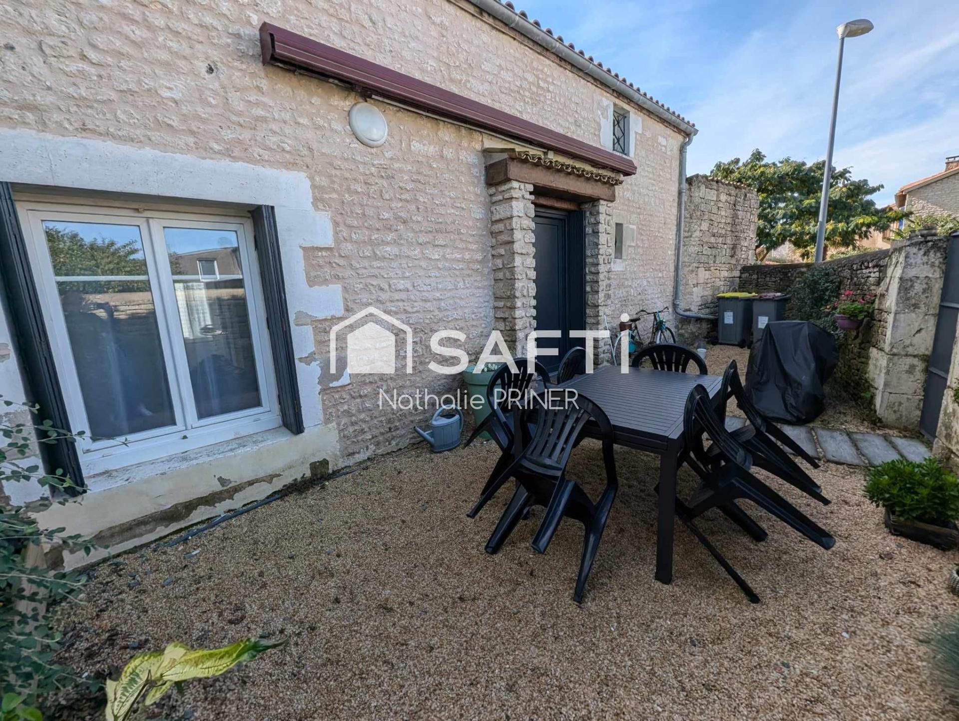 Maison 5 pièces 132 m² · à Saint-Maxire · 132 m² · 190 000 €
