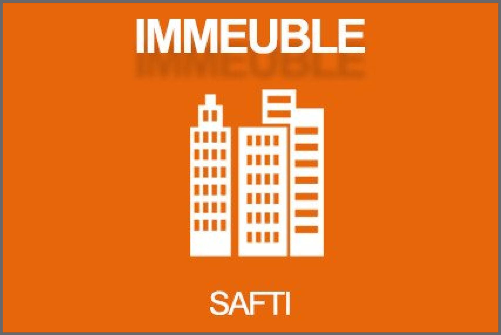 Immeuble 4 pièces 192 m² · à Châteauroux · 192 m² · 150 000 €