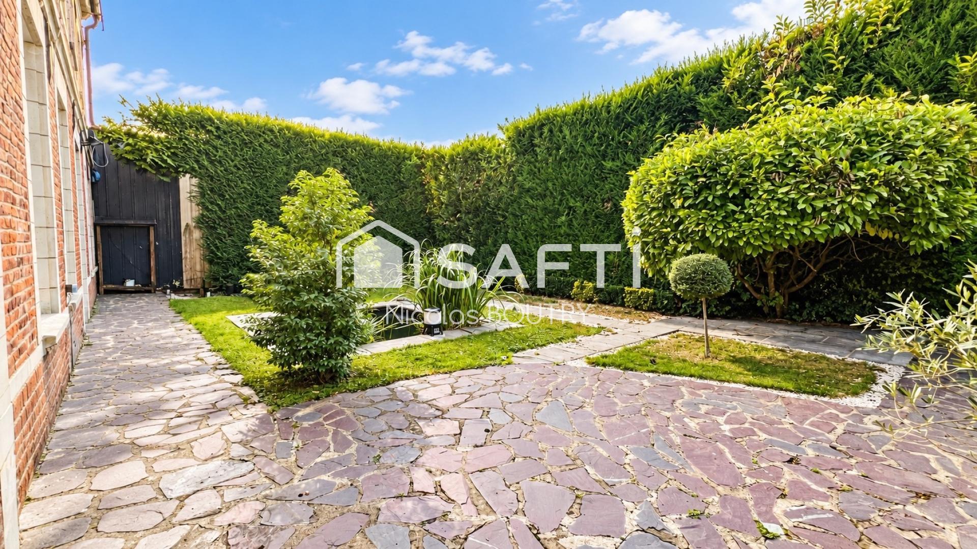 Maison de maître de caractère – Plus de 400 m² habitables – Propriété de plus de 3 500 m²