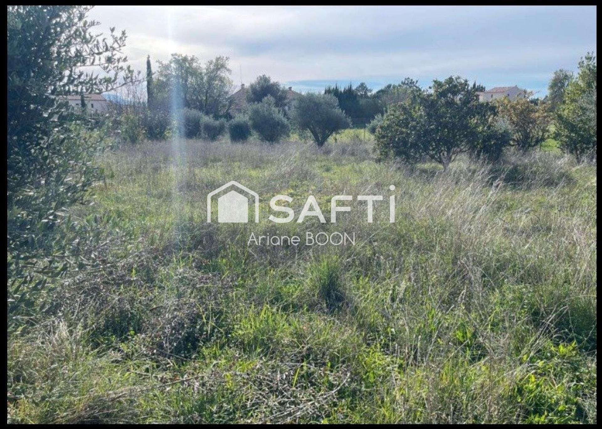876 m² pour donner vie à votre projet !