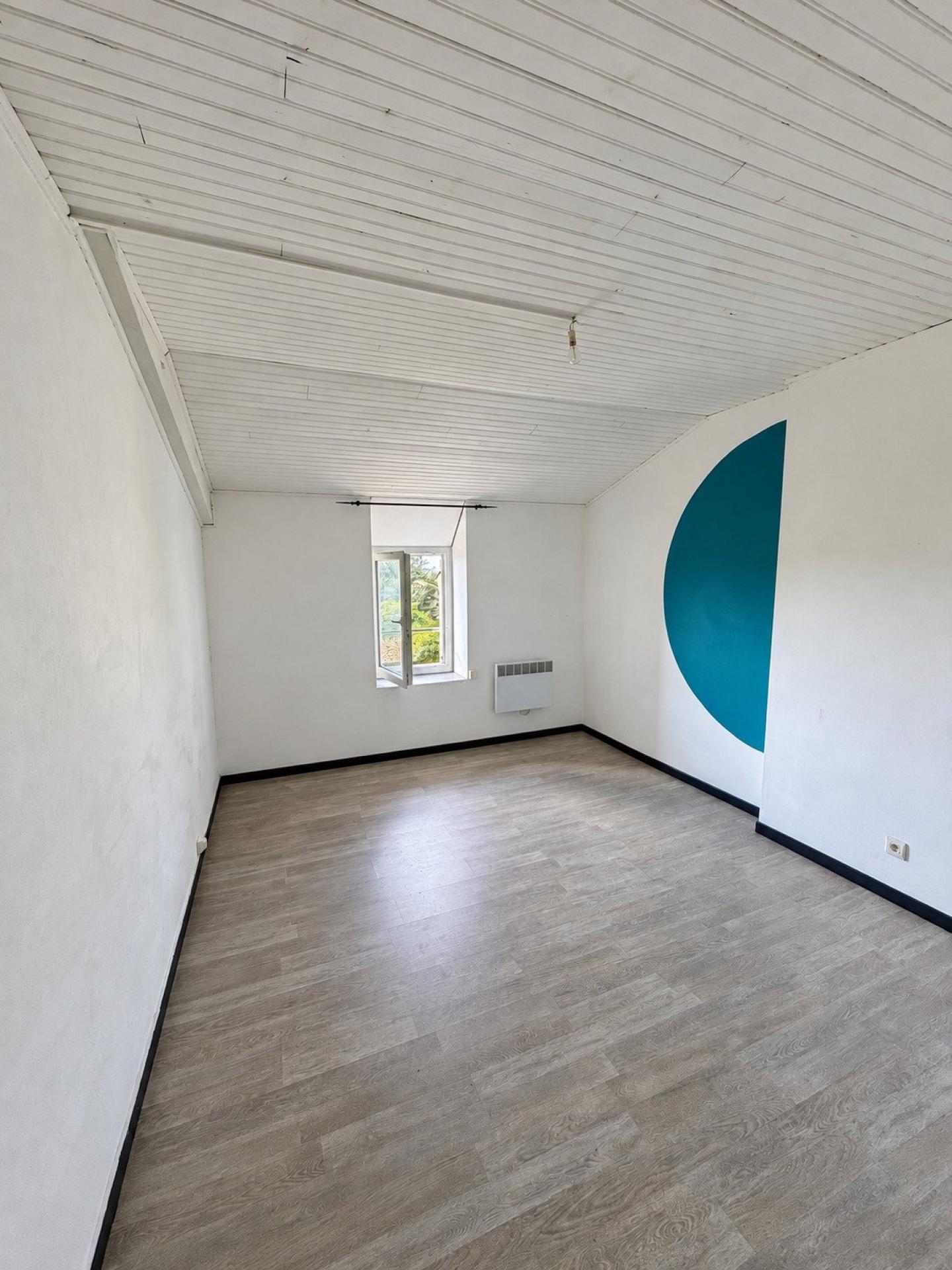 Photo SAFTI — Maison 4 pièces, 104 m² à Saint Etienne Les Orgues 5