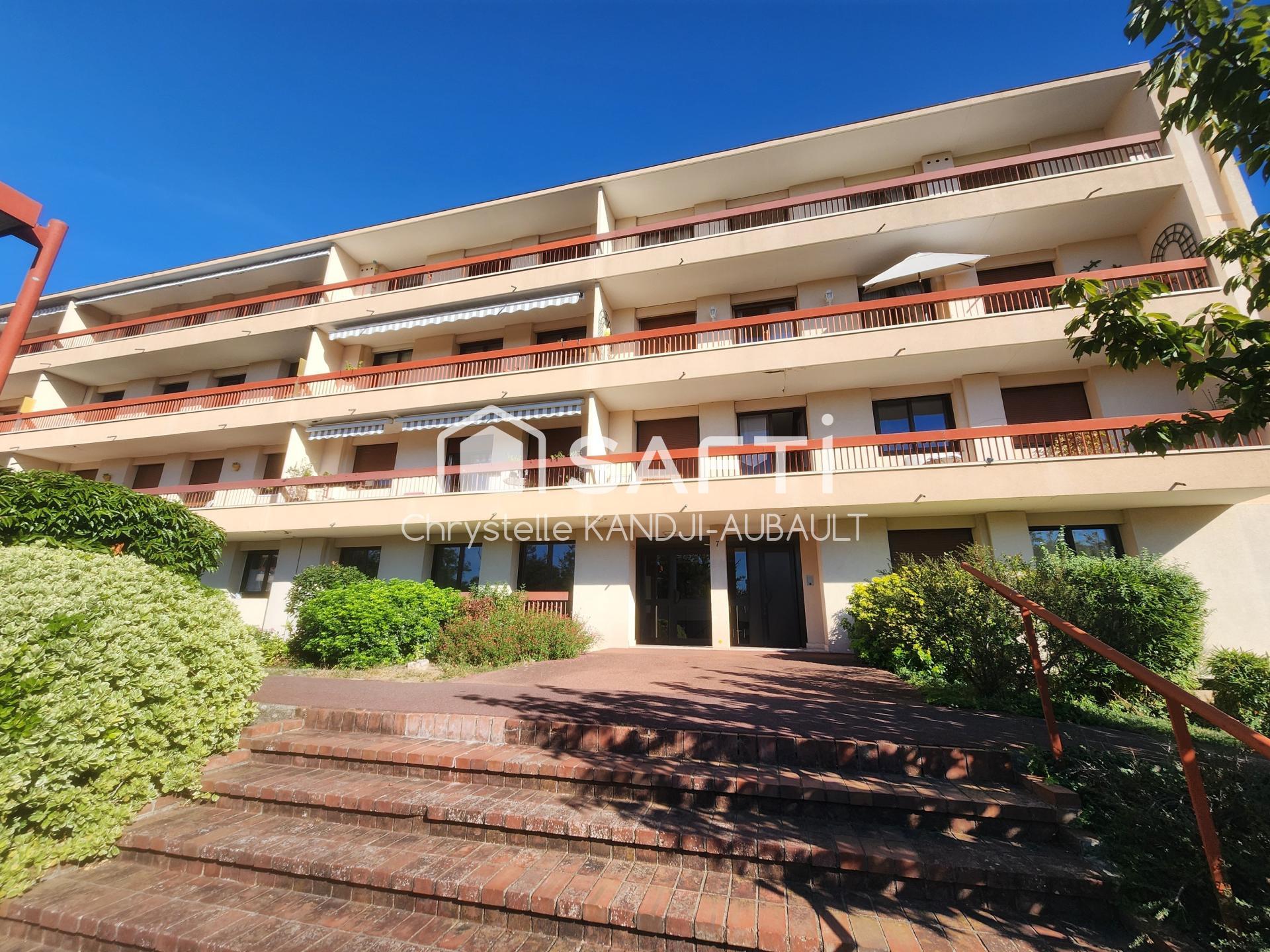 Appartement 3 pièces 67 m² · à Achères · 67 m² · 180 000 €