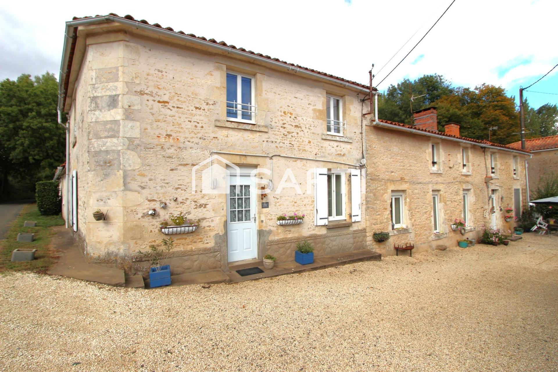 ENSEMBLE MAISON 3 & 4 CHAMBRES - PISCINE - TERRAIN