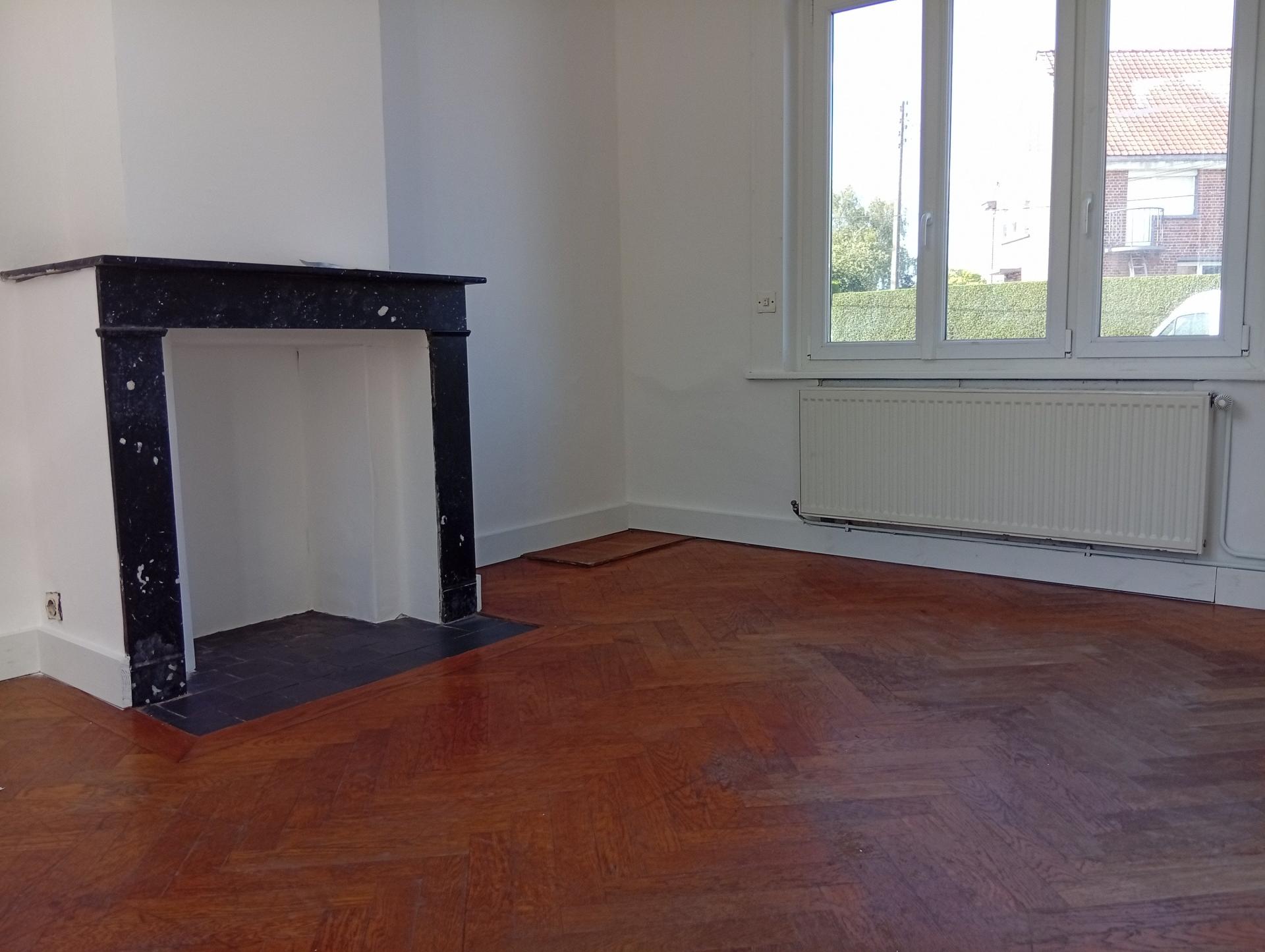 Une opportunité à saisir, maison à reconforter