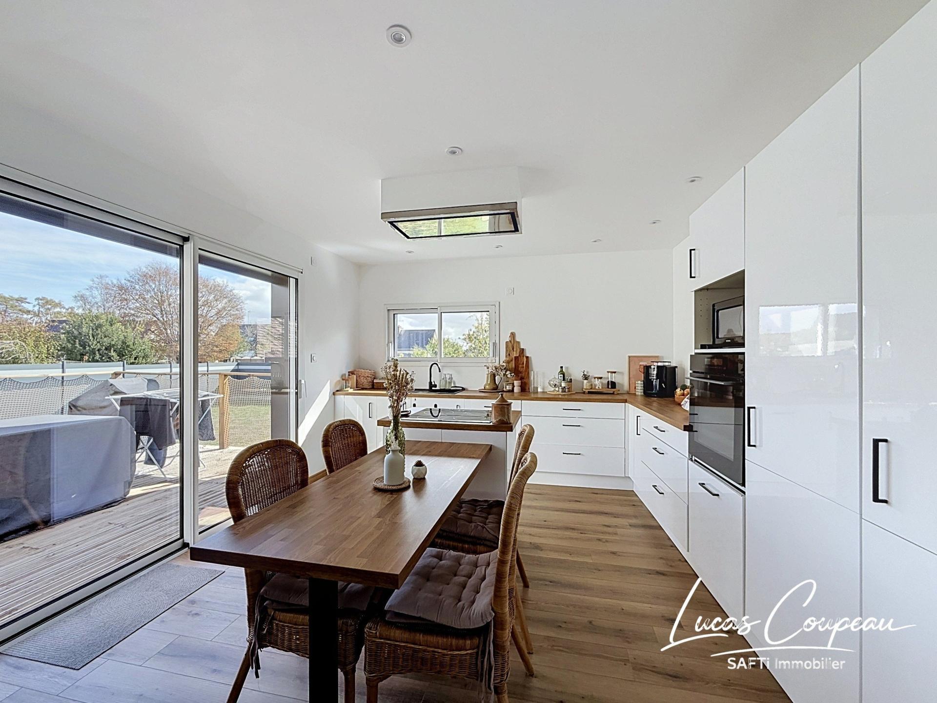 Maison 4 pièces 75 m² · à Segré-en-Anjou Bleu · 75 m² · 164 000 €