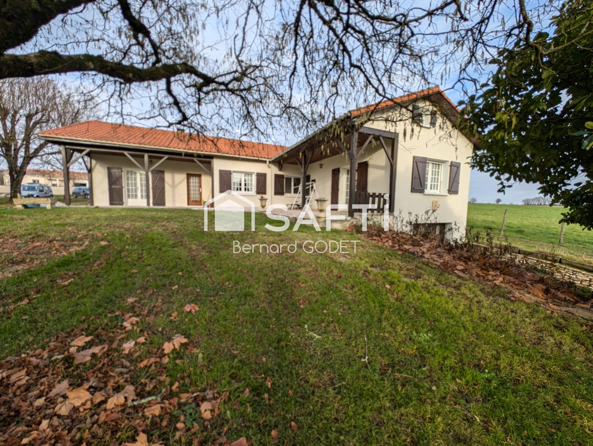 Maison 5 pièces 173 m² · aux Adjots · 173 m² · 222 000 €