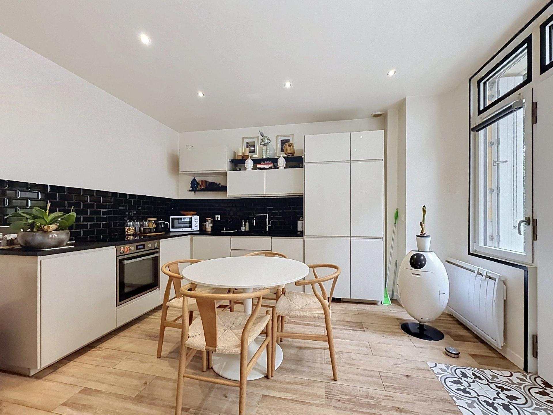 Appartement 3 pièces 72 m² · à Joinville-le-Pont · 72 m² · 450 000 €