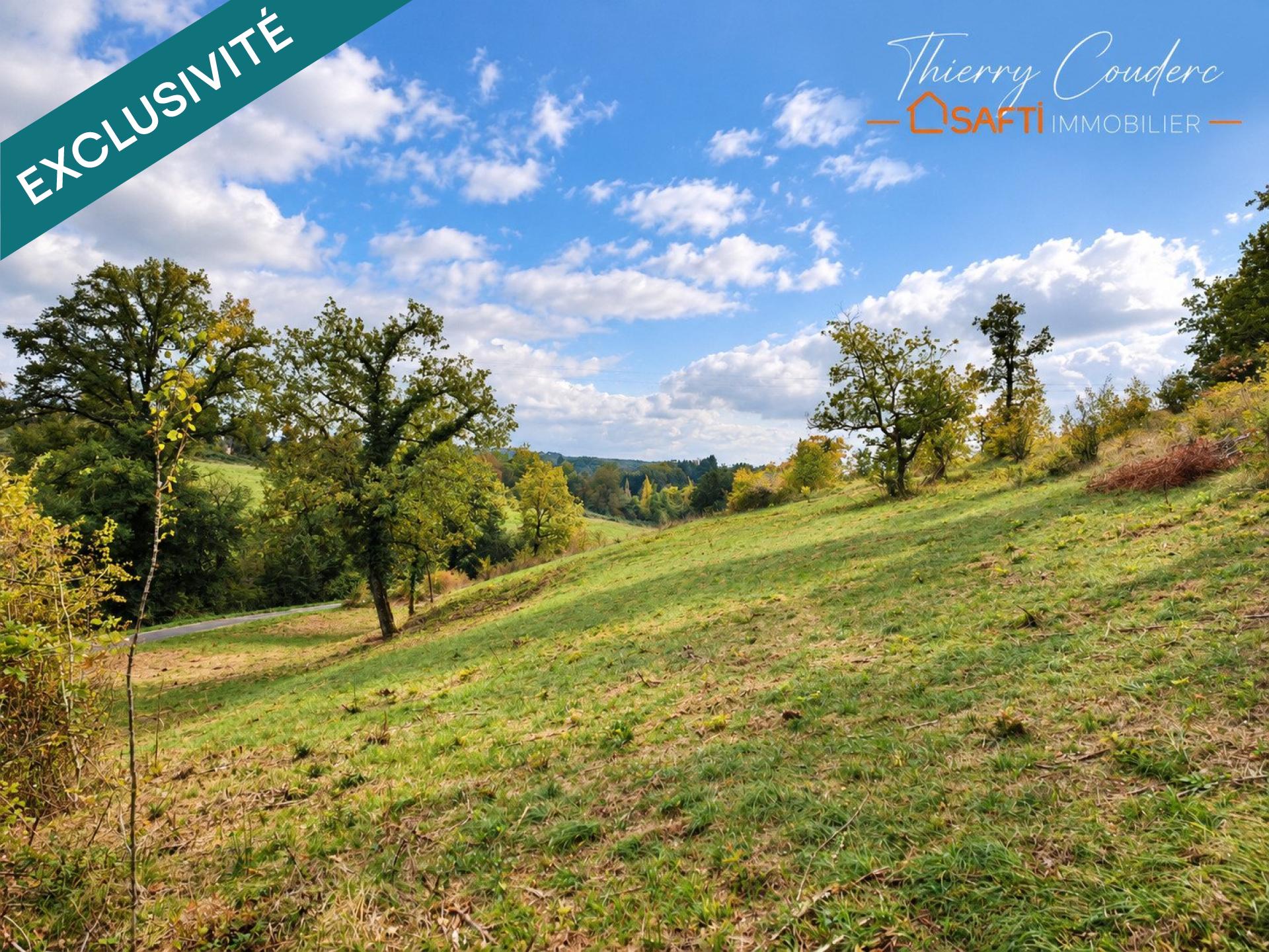 BEAU TERRAIN DE 2 800 M² AVEC RESEAUX A PROXIMITE
