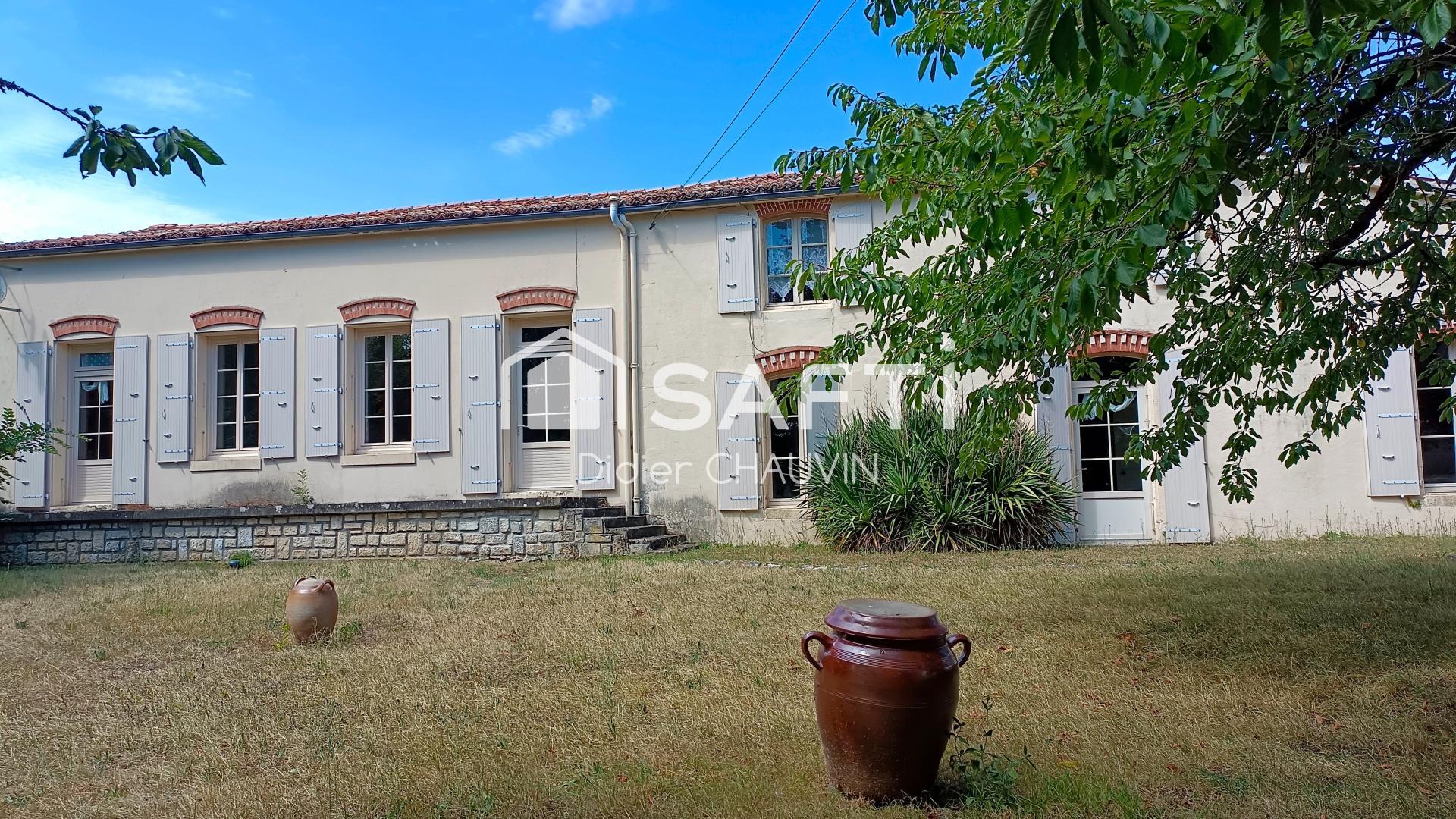 Maison 9 pièces 258 m² · à Chambon · 258 m² · 400 000 €