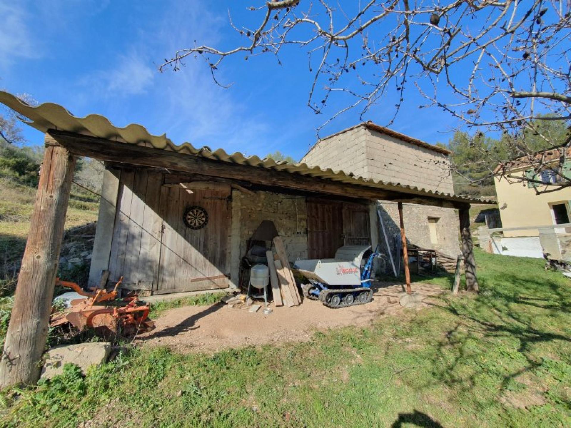 Photo 10 of the listing.