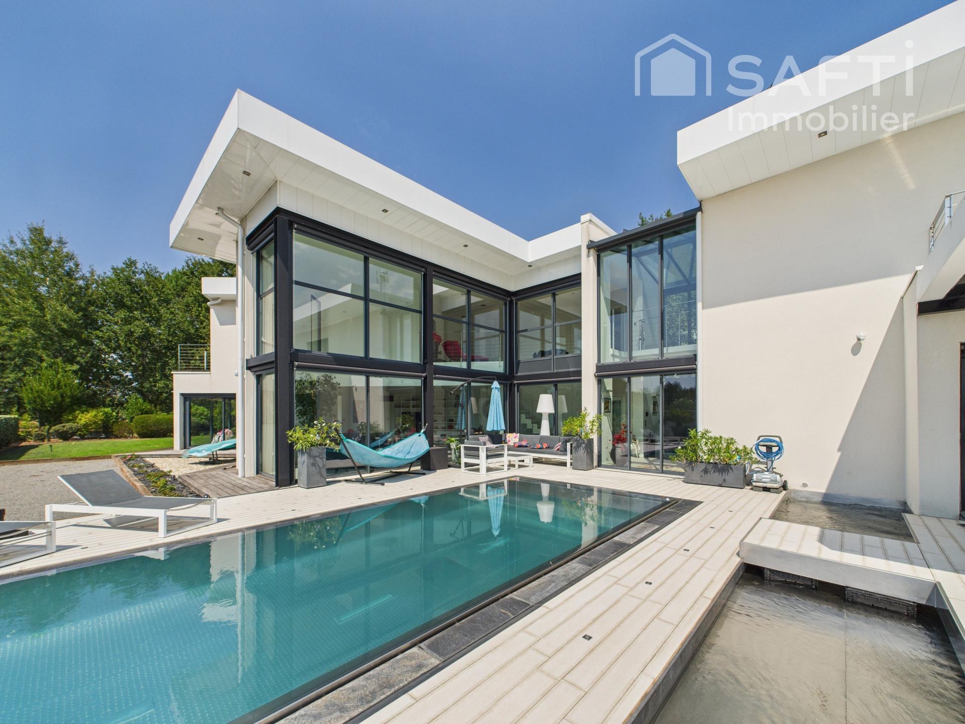 Photo 26 of the listing.