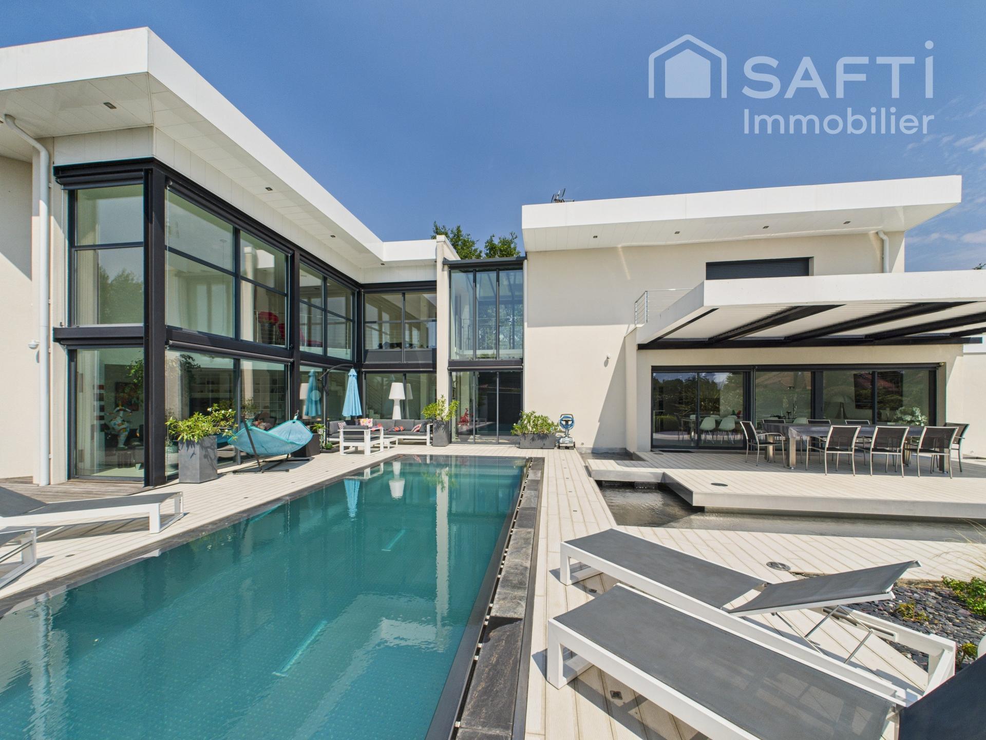 Photo 27 of the listing.