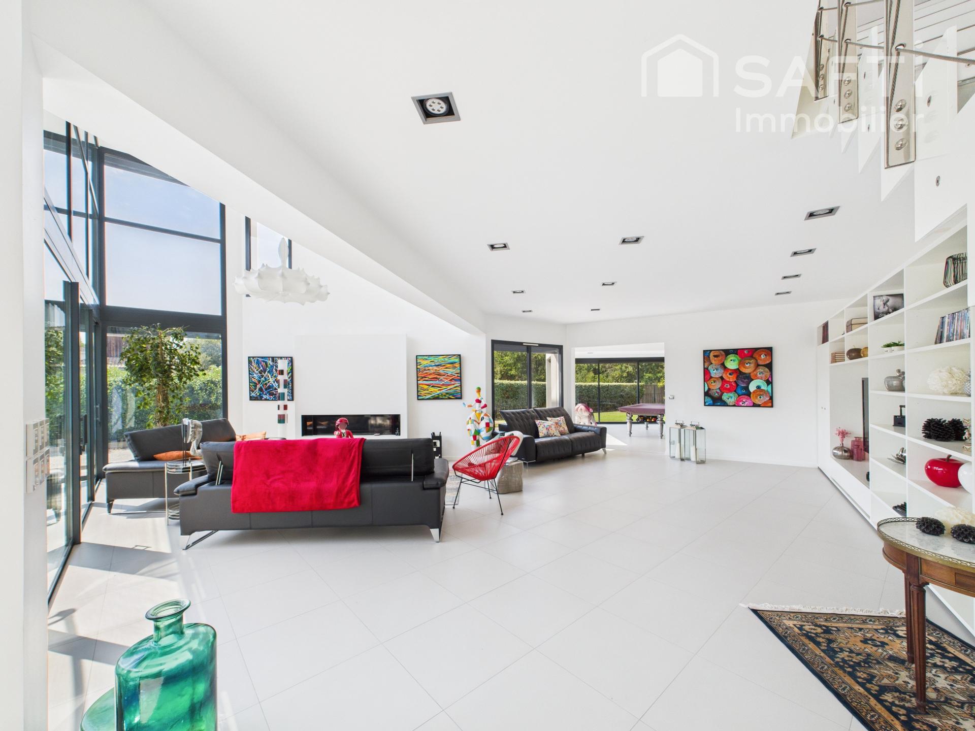 Photo 44 of the listing.