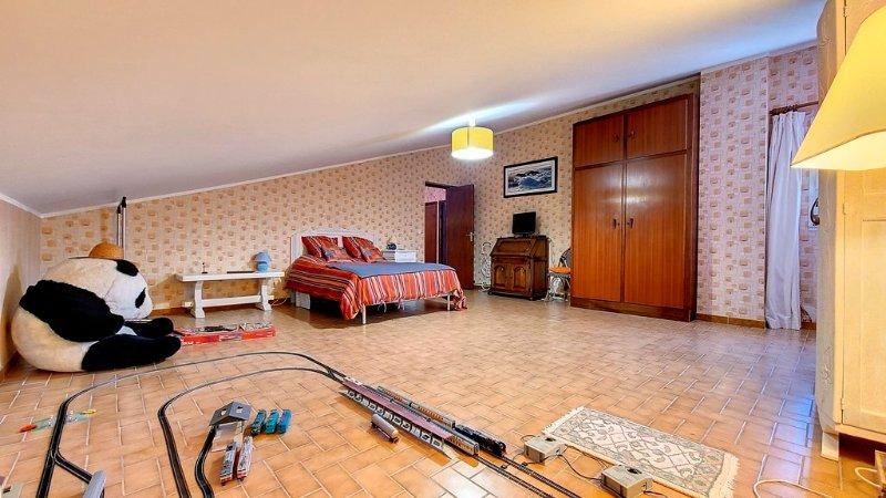 Photo 19 of the listing.