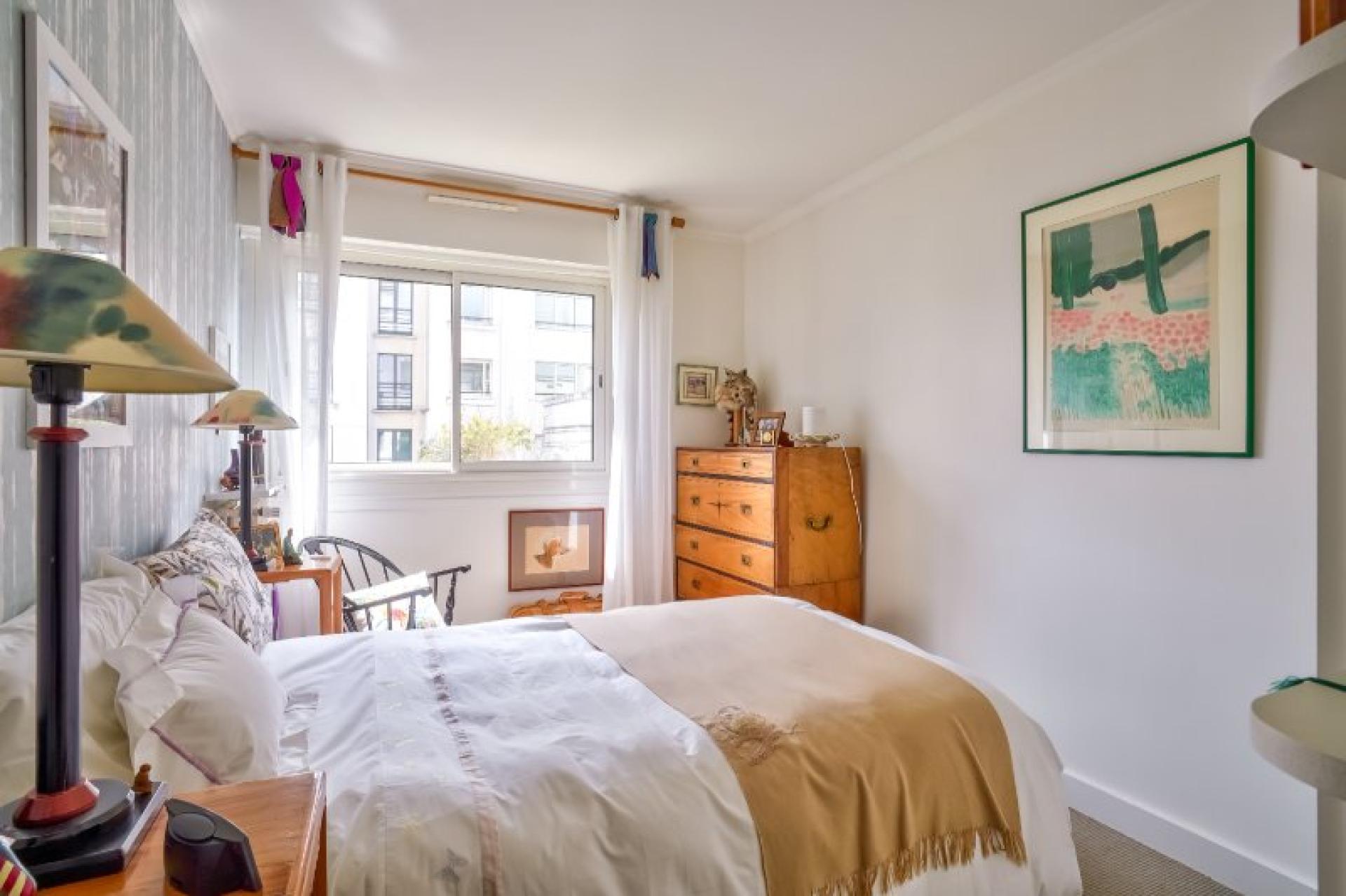 Photo 12 of the listing.