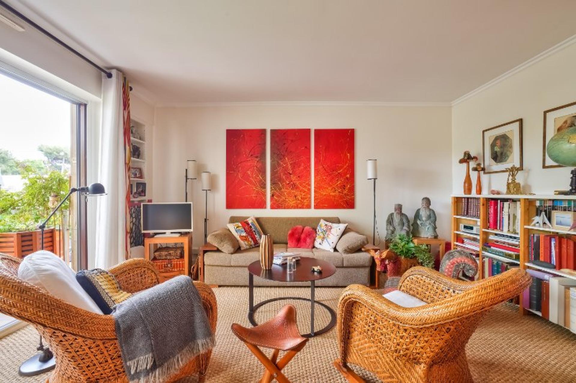 Photo 5 of the listing.