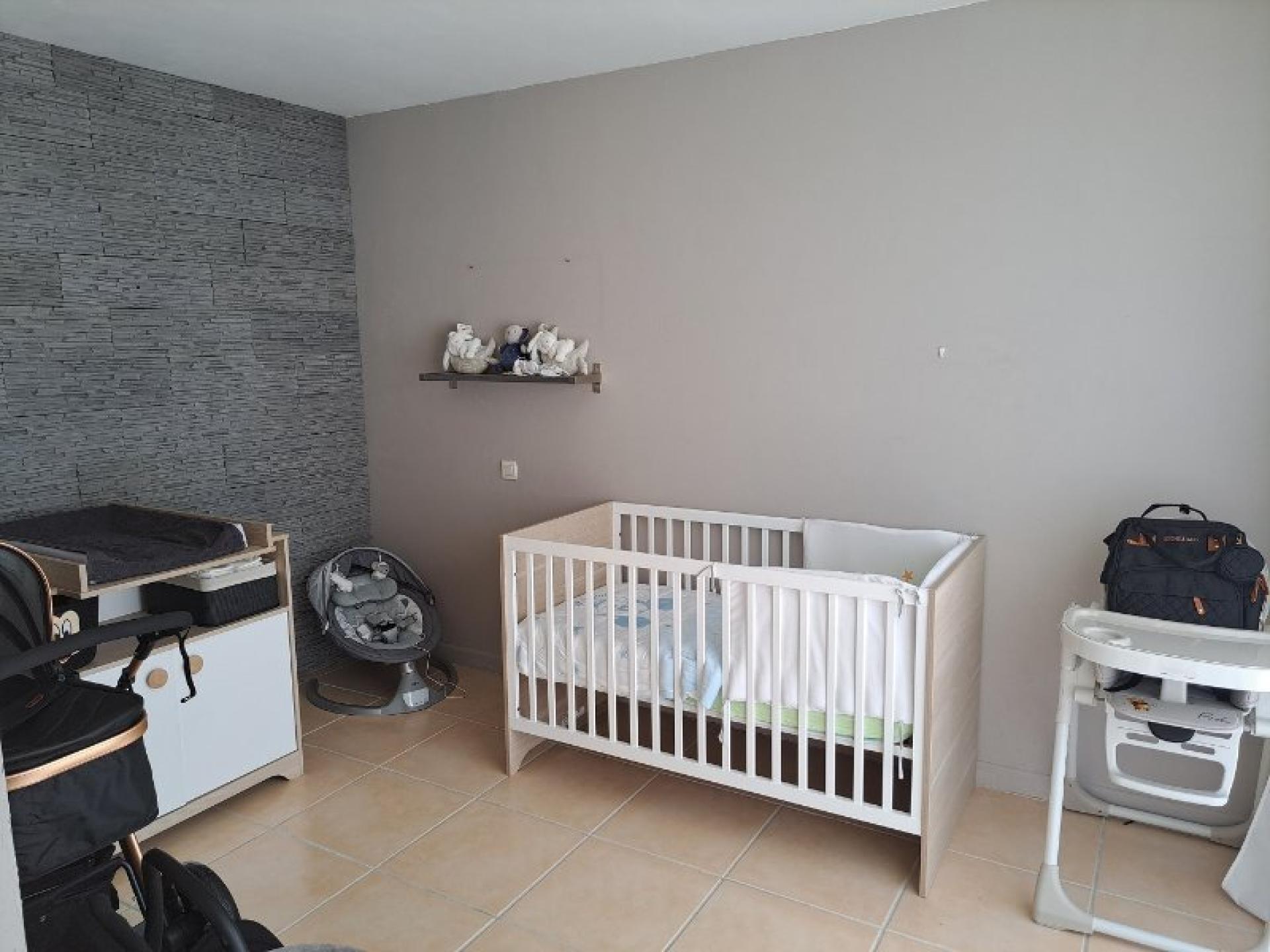 Photo 16 of the listing.