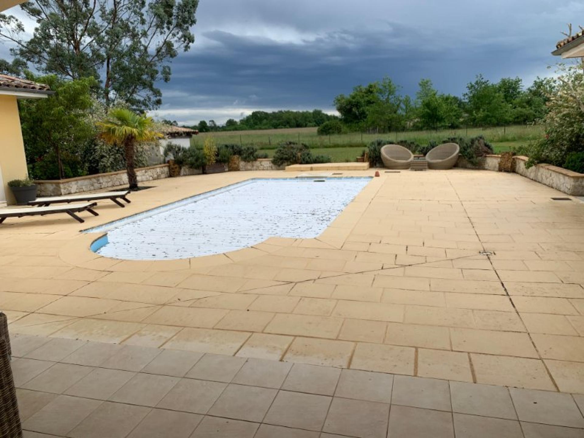 Photo 12 of the listing.