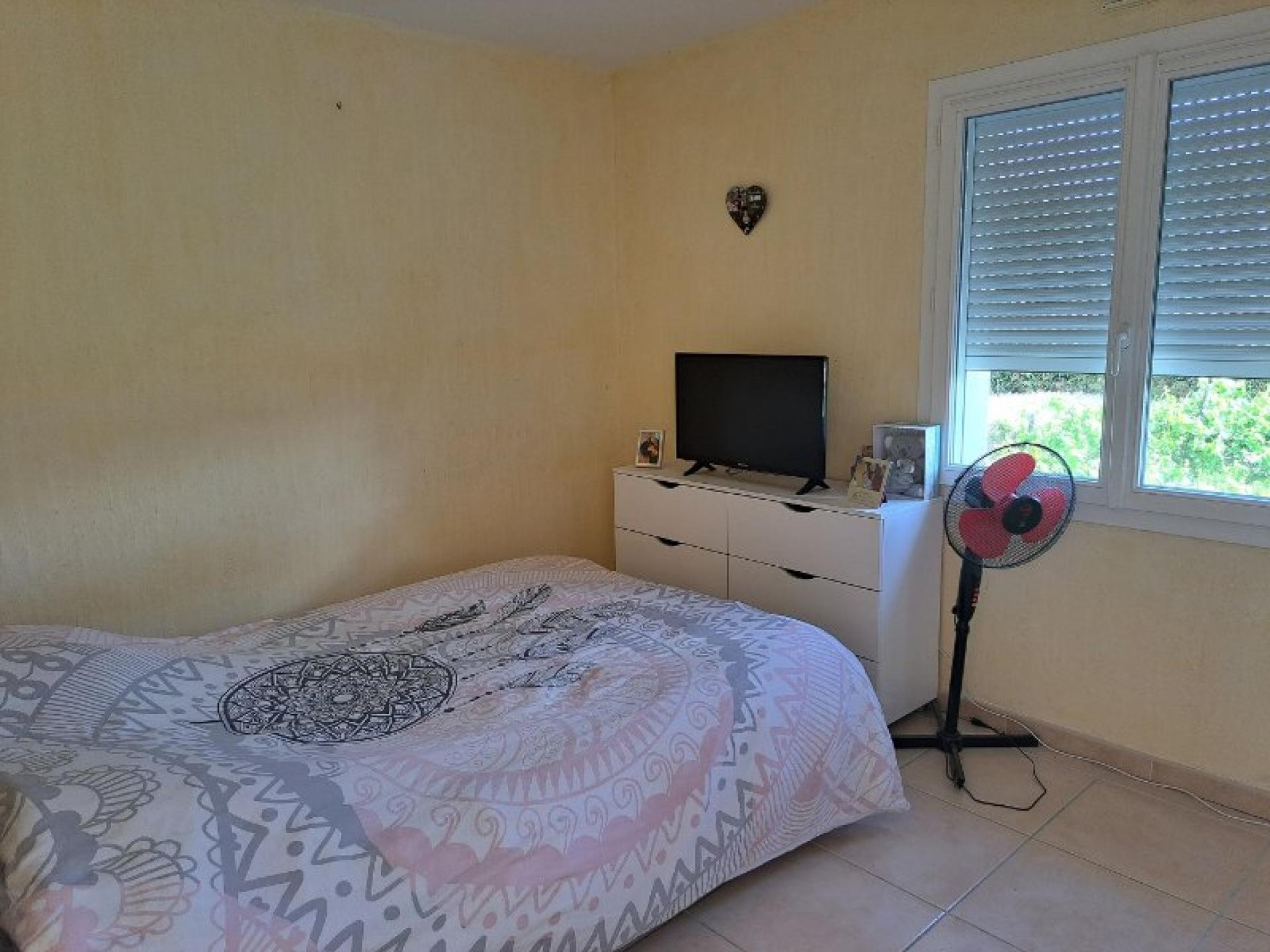 Photo 17 of the listing.