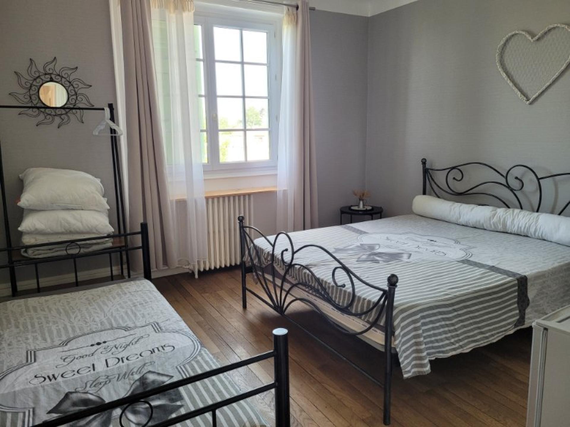 Photo 11 of the listing.