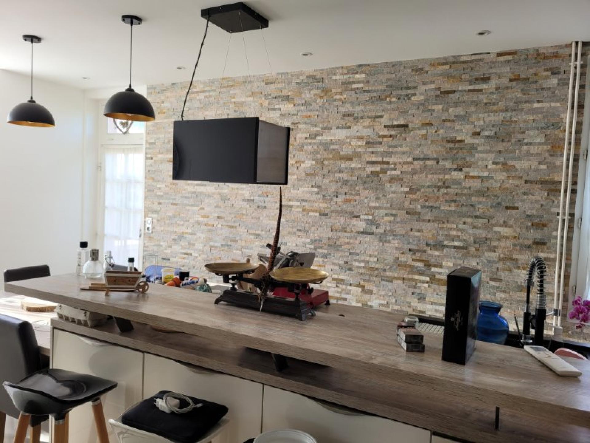 Photo 18 of the listing.