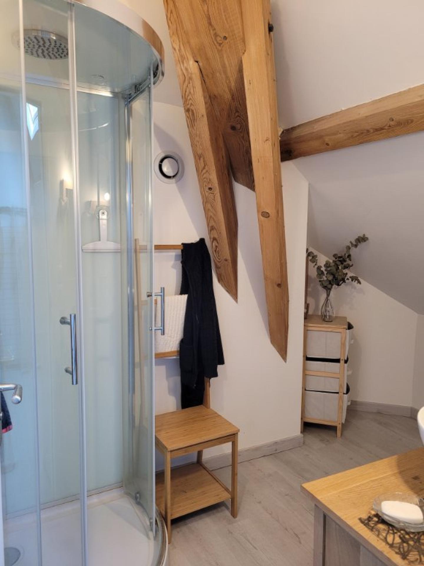 Photo 25 of the listing.