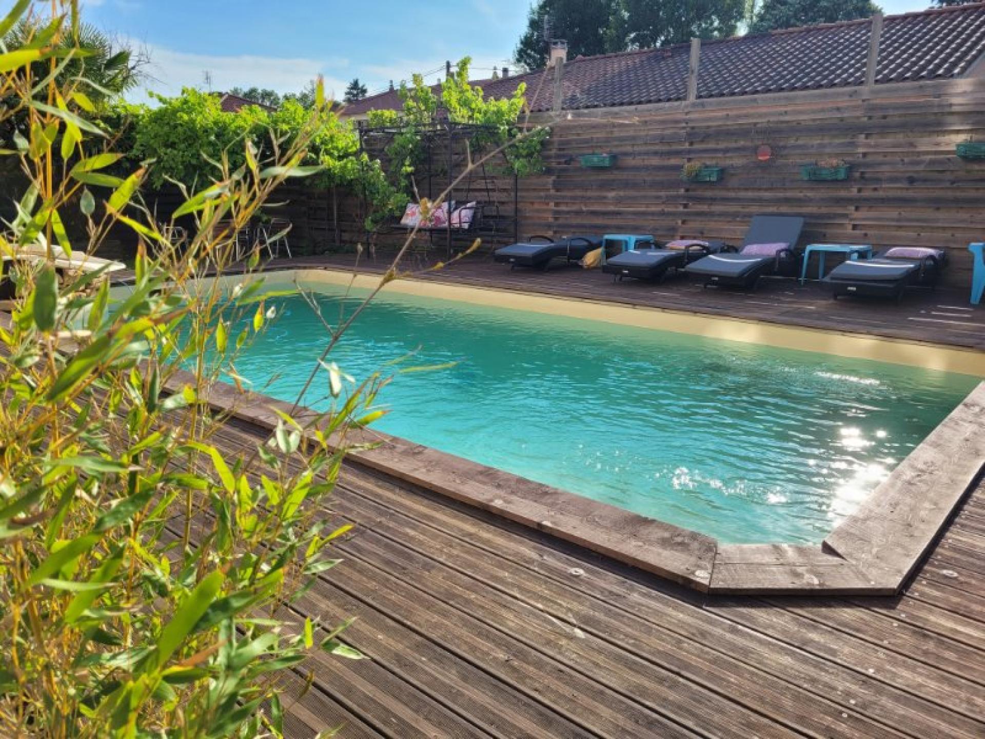 Photo 4 of the listing.