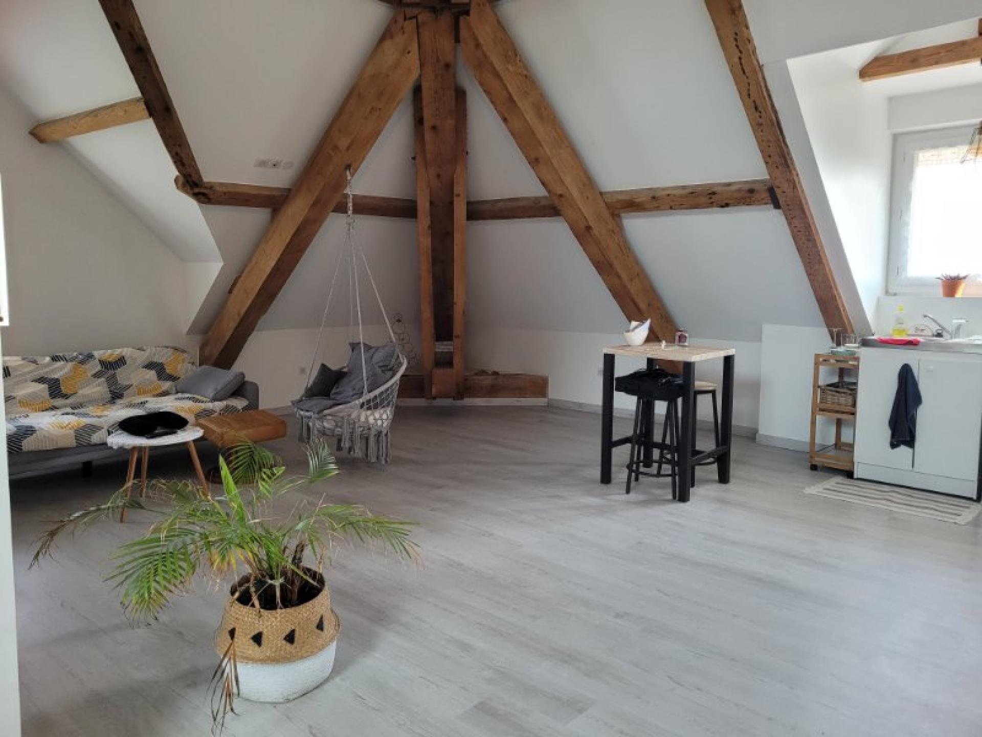 Photo 3 of the listing.