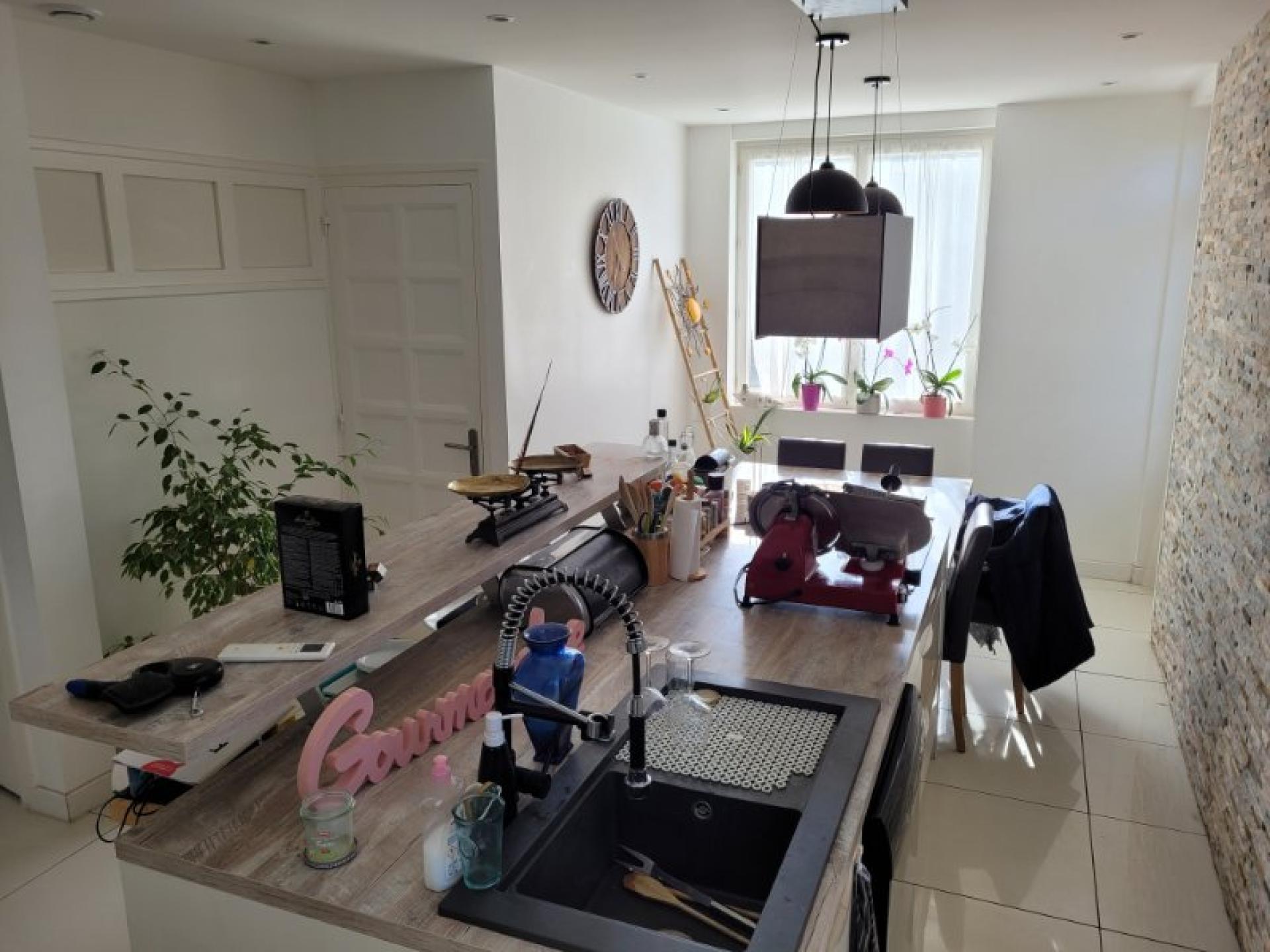 Photo 17 of the listing.