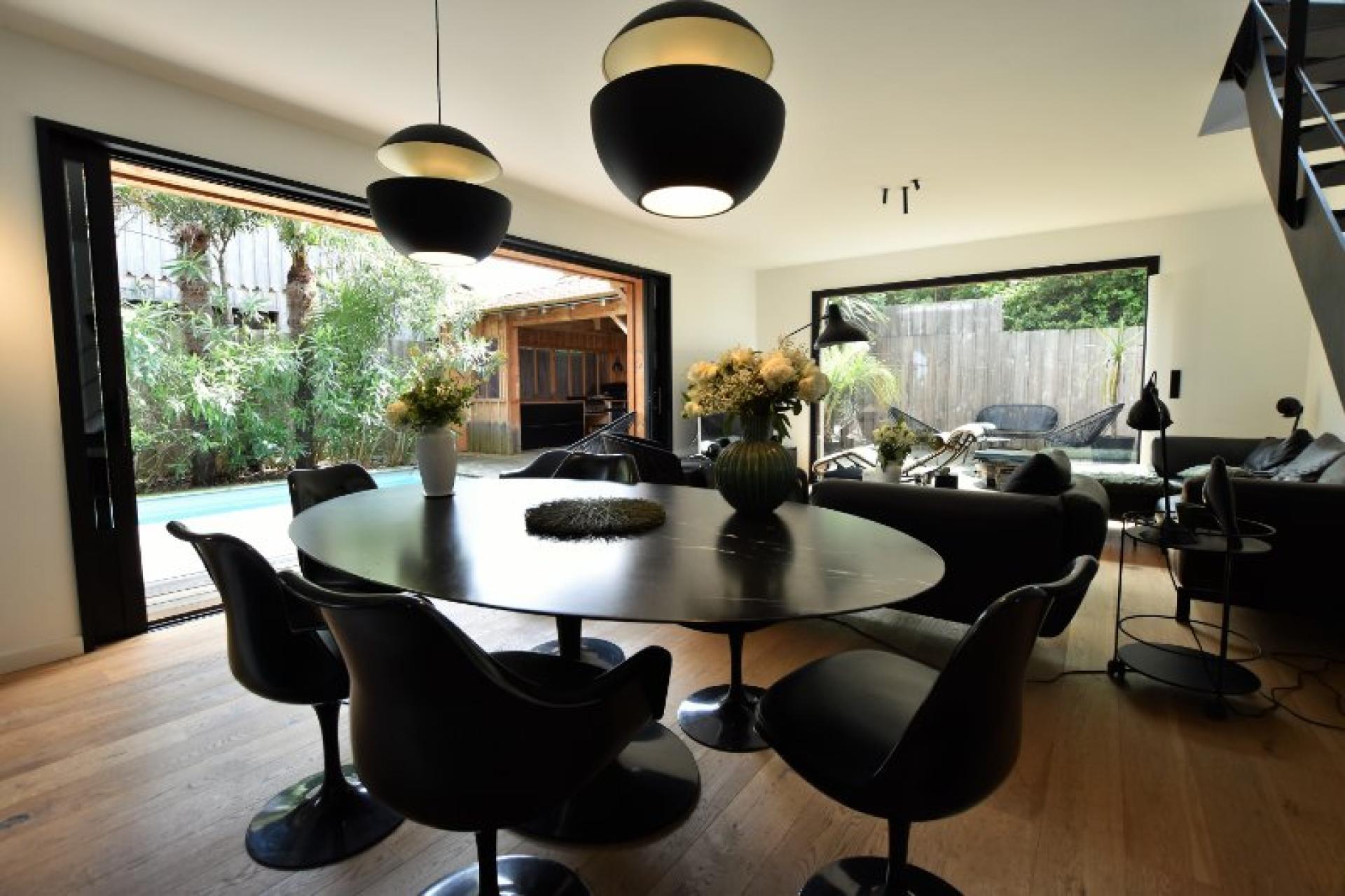 Photo 3 of the listing.