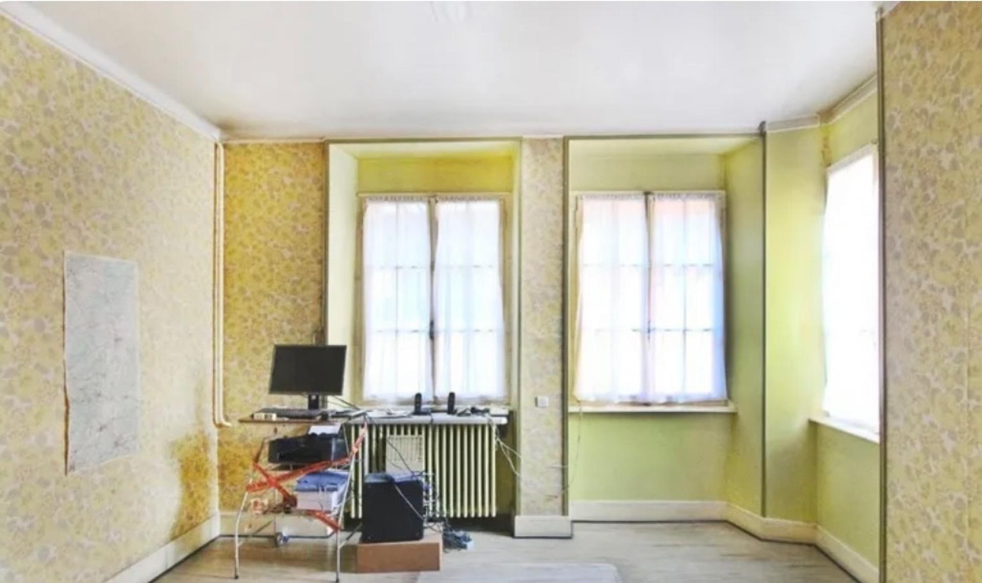 Photo 10 of the listing.