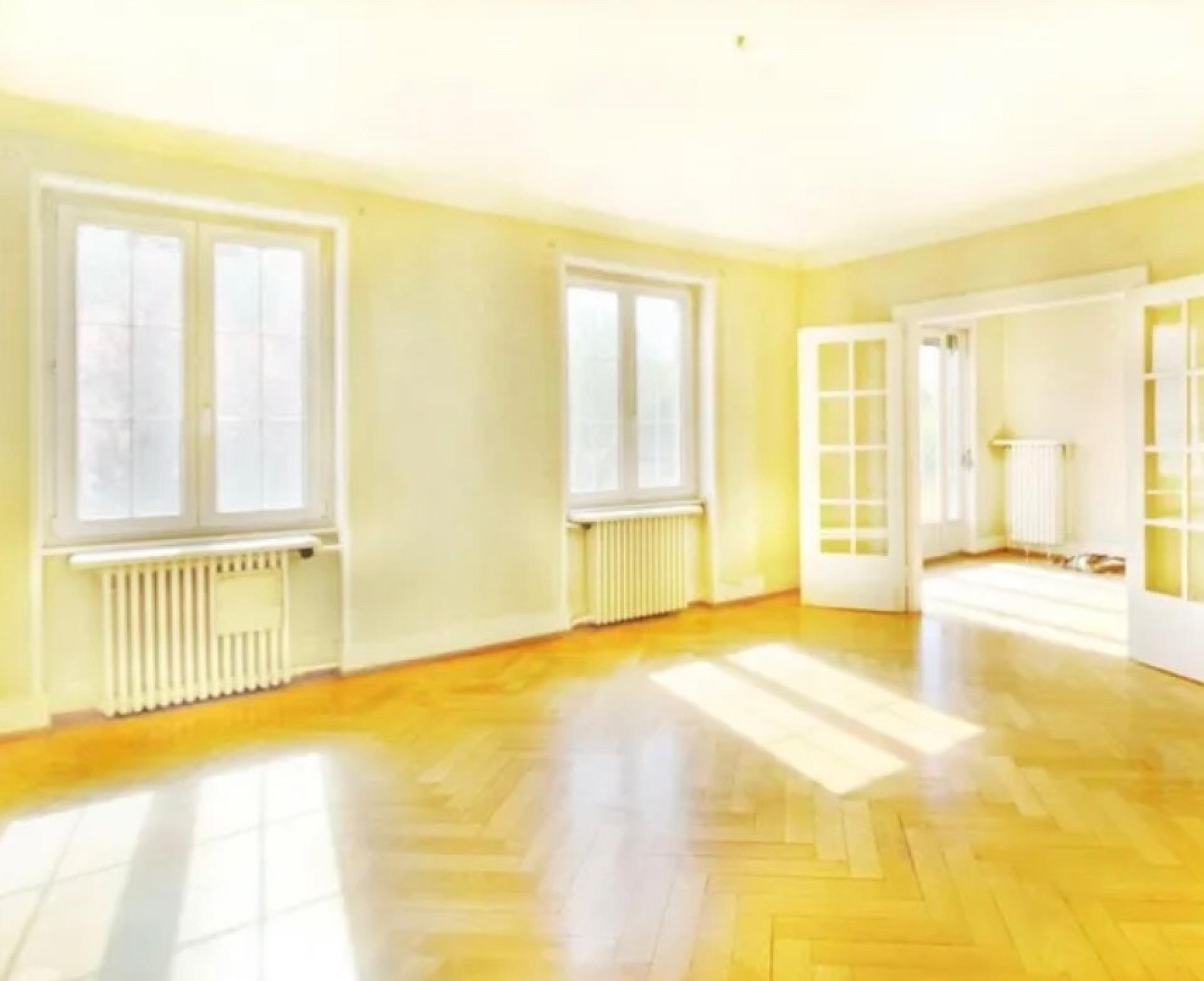 Photo 17 of the listing.