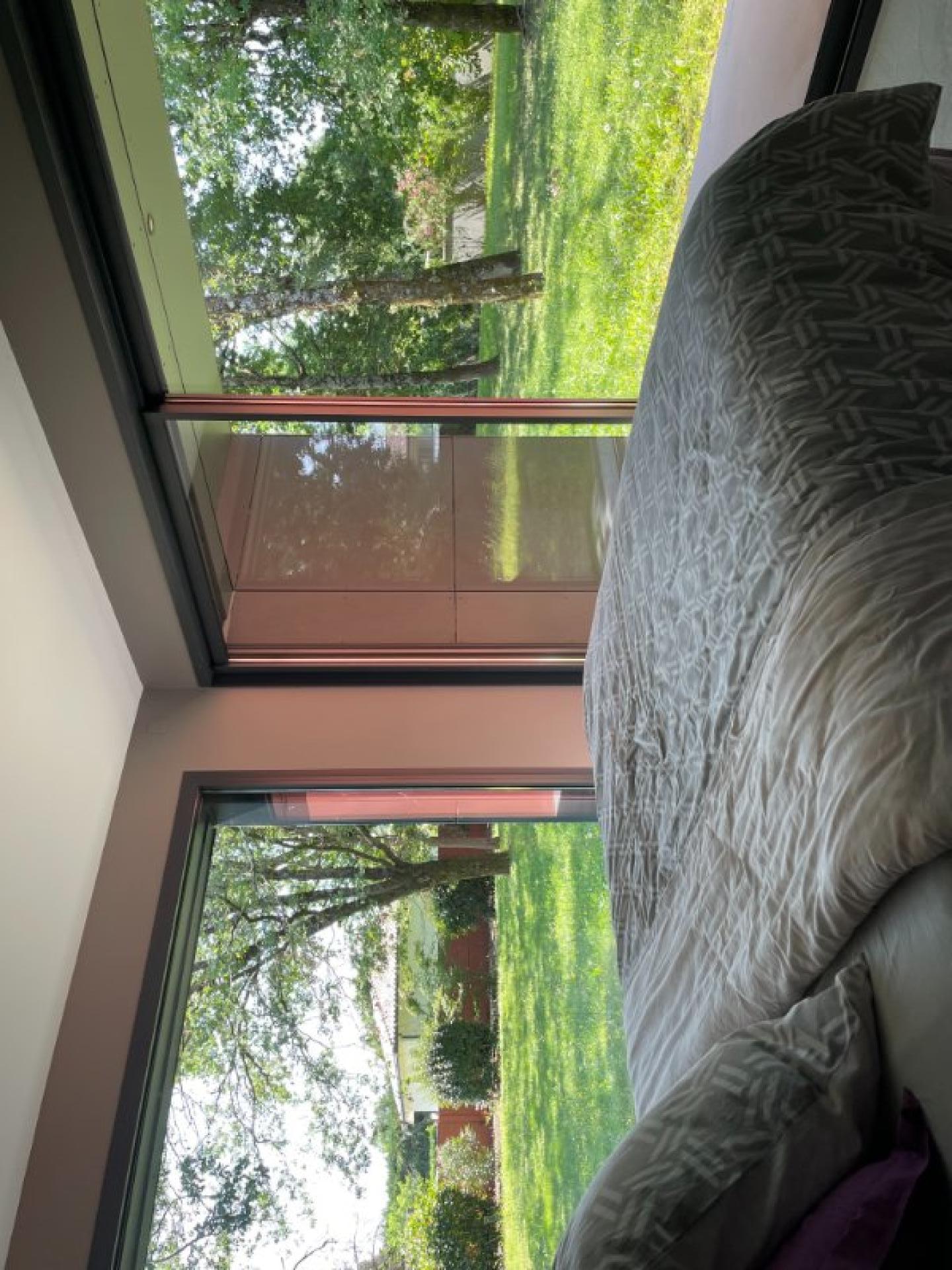 Photo 9 of the listing.