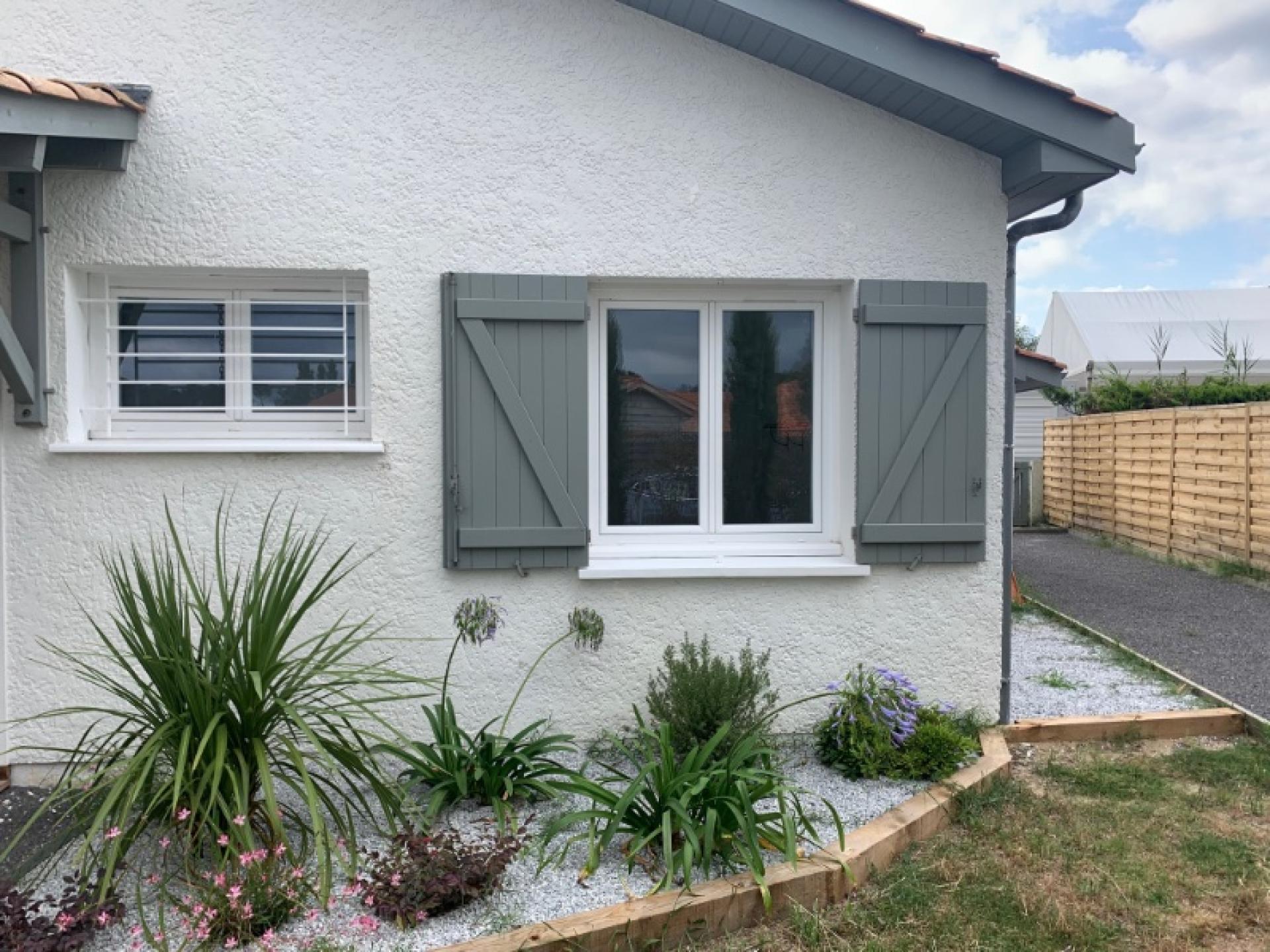 Photo 5 of the listing.