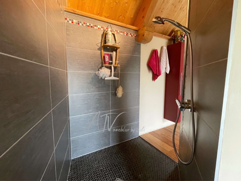 Photo 12 of the listing.