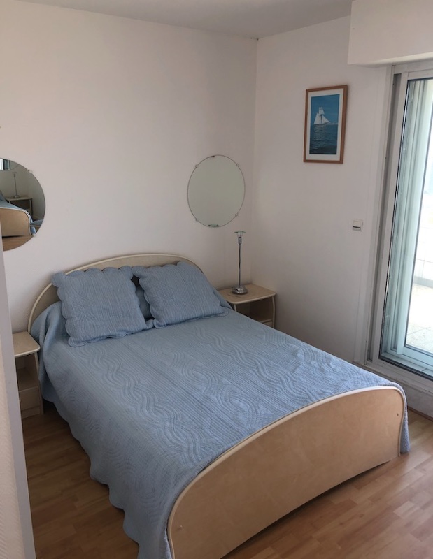 Photo 12 of the listing.